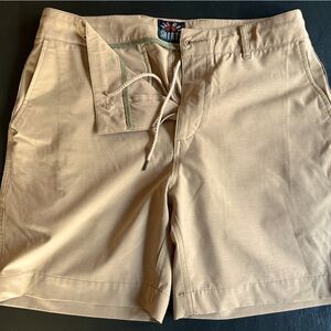 Faherty All Day Shorts 7” size 31 Khaki Color